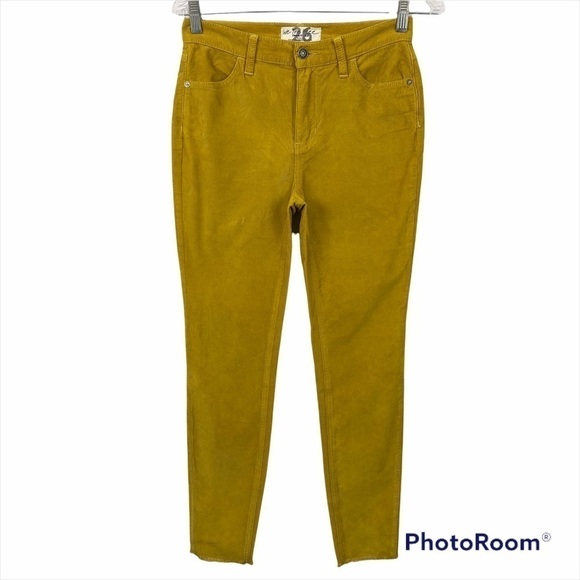 We The Free High Waisted Yellow Skinny Cords with Raw Hem size 26 - Picture 1 of 5